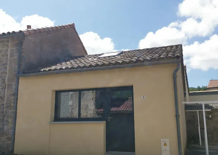 Le De Larjalas Sainte-Eulalie-de-Cernon